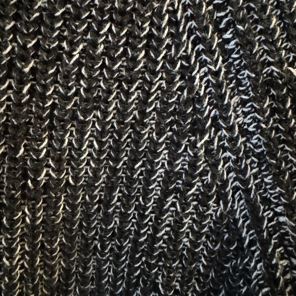 🛍️2/$10🛍️ Ellen Tracy women’s sweater - Picture 3 of 4